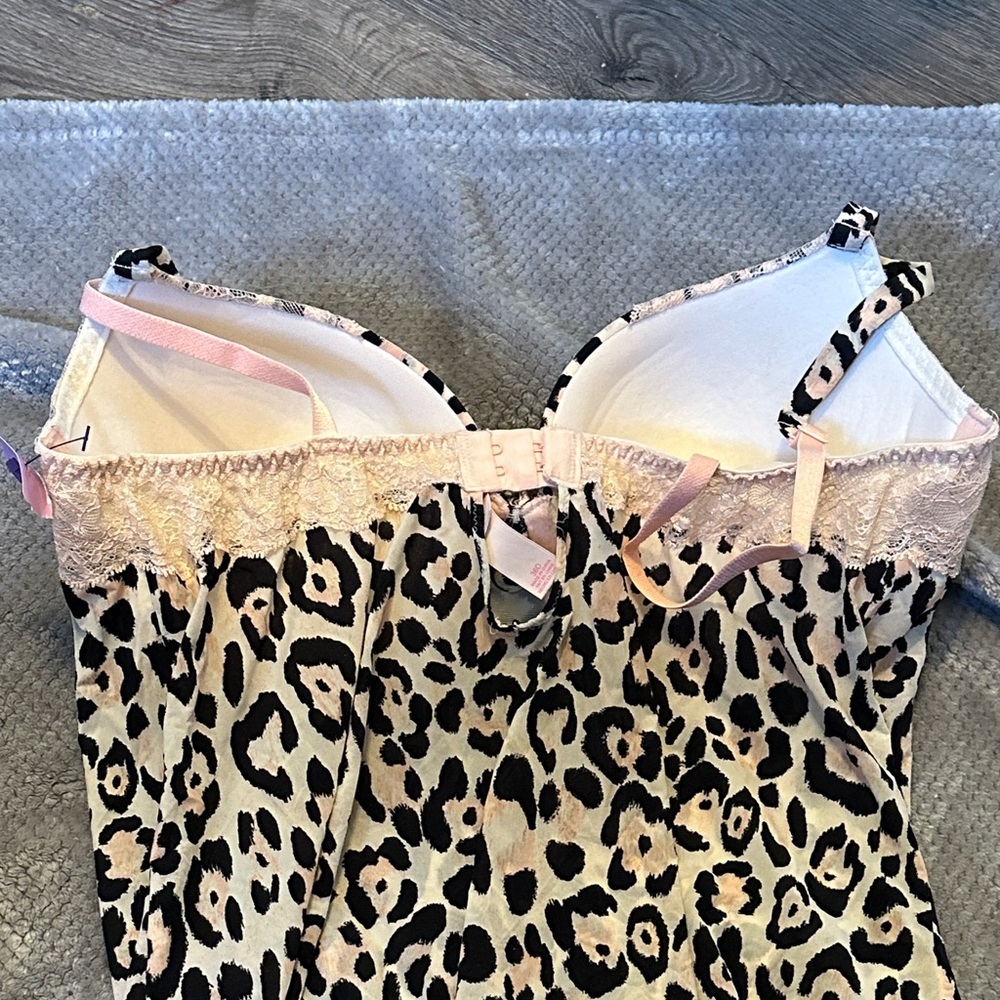 Victoria's Secret Pink Leopard Chemise with Shimmering Pink  Lace - Picture 10 of 11